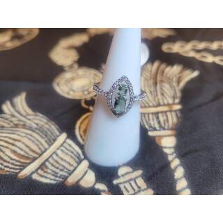 Light Emerald Figure 8 Size 7